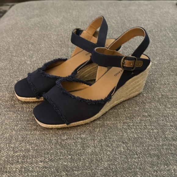 Lucky Brand Denim Wedges Women’s Size 8.5 NWOT - Picture 1 of 4
